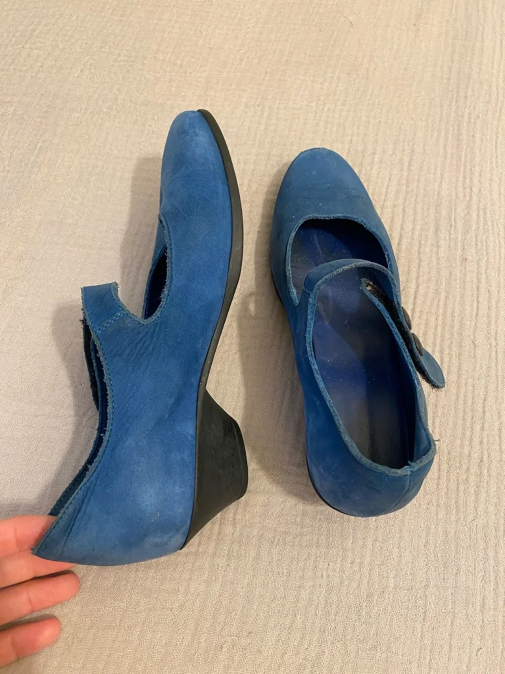 ARCHE Blue Suede Mary Jane Flats - Women's Comfort Slip-On. Size 37